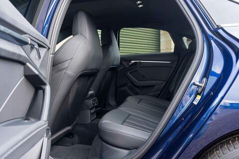 Audi A3 TFSI S line - Large 13