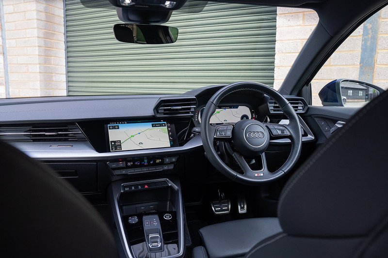 Audi A3 TFSI S line - Large 5