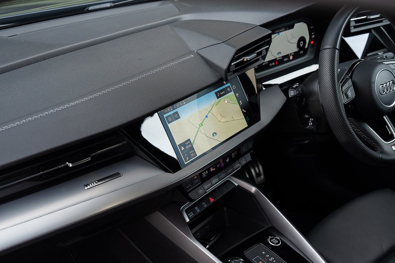 Audi A3 TFSI S line - Large 26