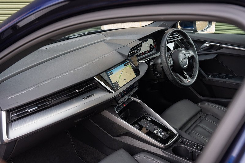 Audi A3 TFSI S line - Large 11