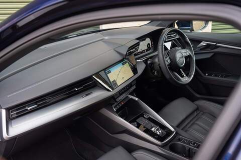 Audi A3 TFSI S line - Large 11