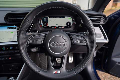 Audi A3 TFSI S line - Large 12