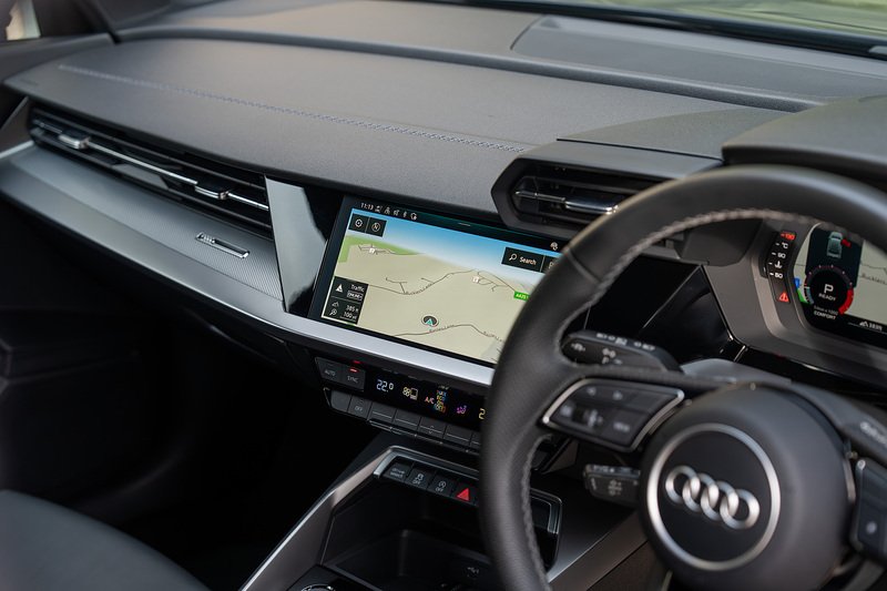 Audi A3 TFSI S line - Large 27