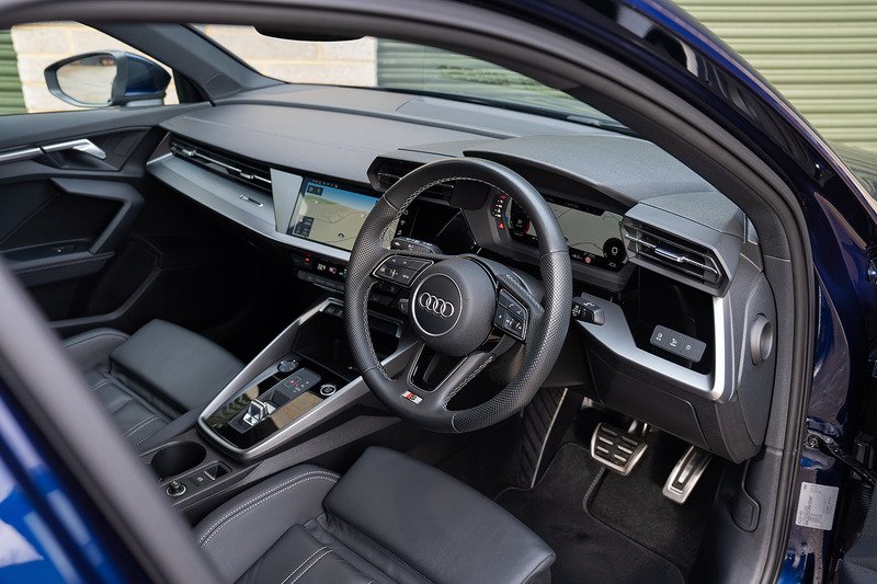 Audi A3 TFSI S line - Large 16