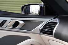 BMW 8 Series 840d - U830
