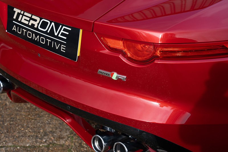 Jaguar F-Type V8 R - Large 31
