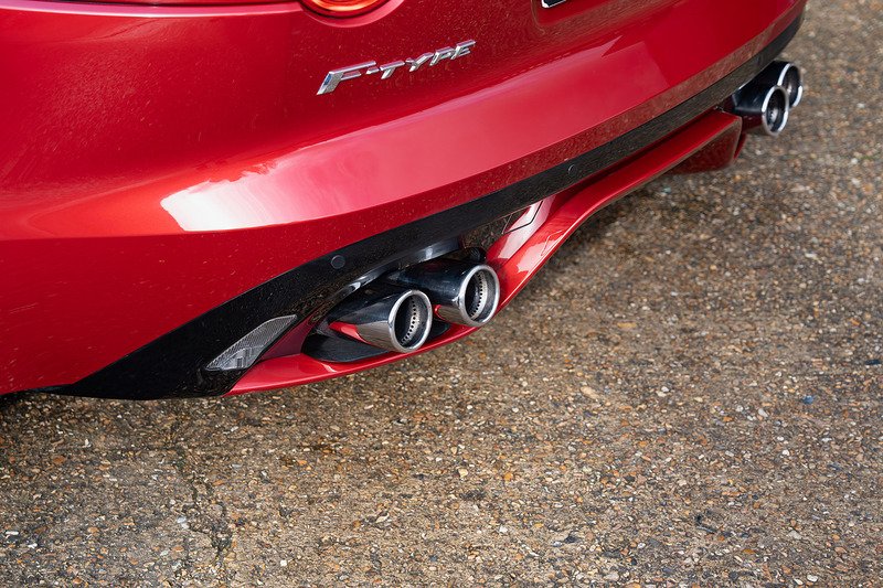 Jaguar F-Type V8 R - Large 30