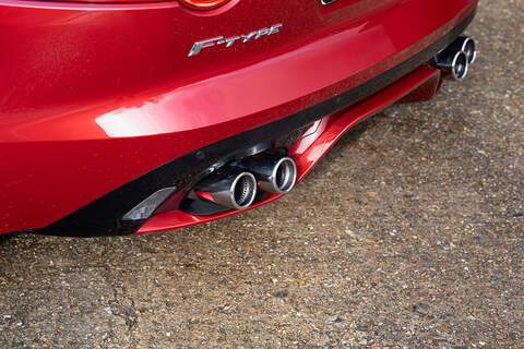 Jaguar F-Type V8 R - Large 30