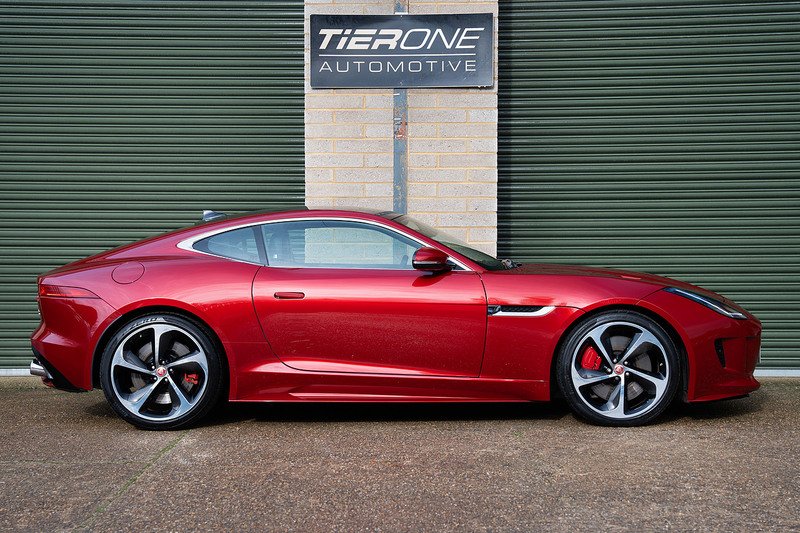 Jaguar F-Type V8 R - Large 2