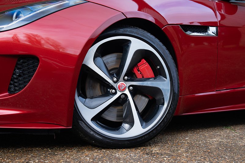 Jaguar F-Type V8 R - Large 51