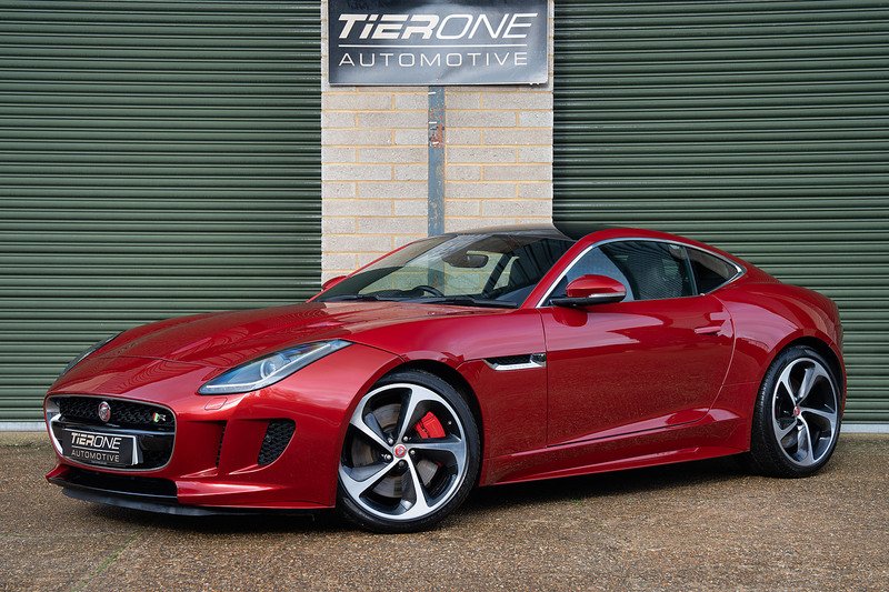 Jaguar F-Type V8 R