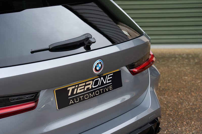 BMW M3 BiTurbo Competition - Large 18