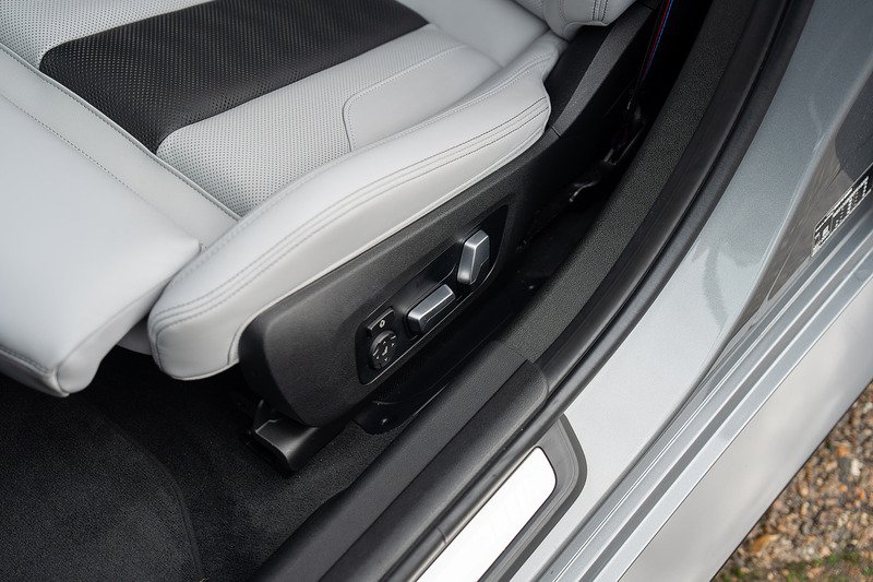 BMW M3 BiTurbo Competition - Large 42