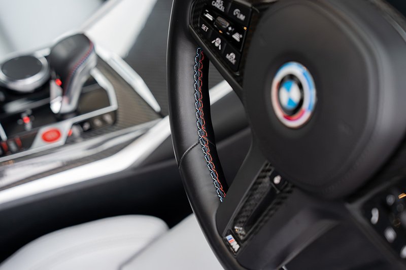 BMW M3 BiTurbo Competition - Large 28