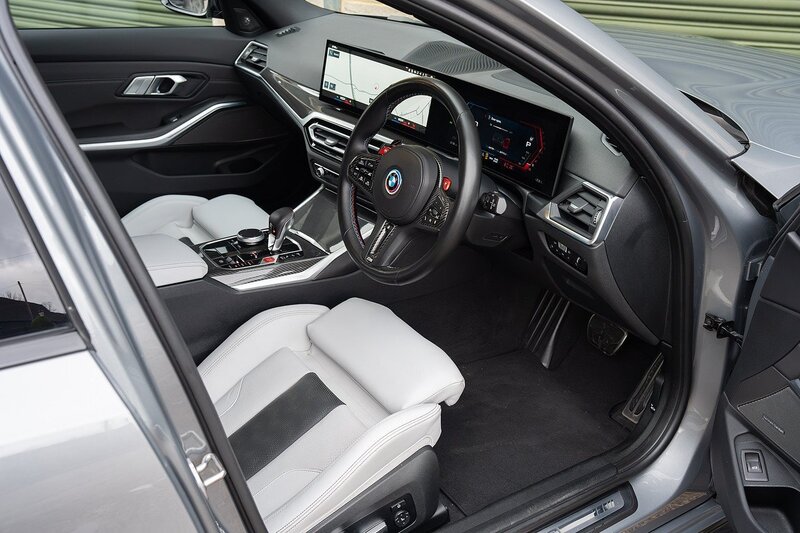 BMW M3 BiTurbo Competition - Large 10