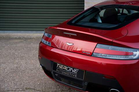 Aston Martin Vantage V8 - Large 21