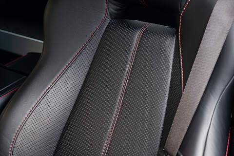 Aston Martin Vantage V8 - Large 13