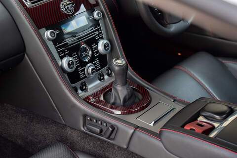 Aston Martin Vantage V8 - Large 32