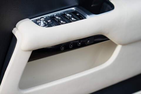 Rolls-Royce Wraith V12 - Large 22