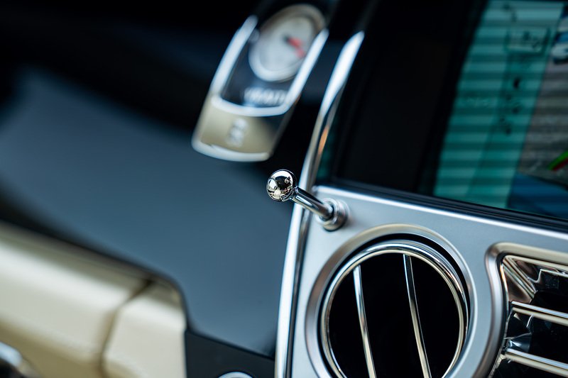 Rolls-Royce Wraith V12 - Large 26