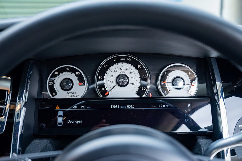 Rolls-Royce Wraith V12 - Large 17