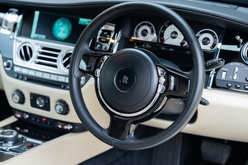 Rolls-Royce Wraith V12 - Large 32