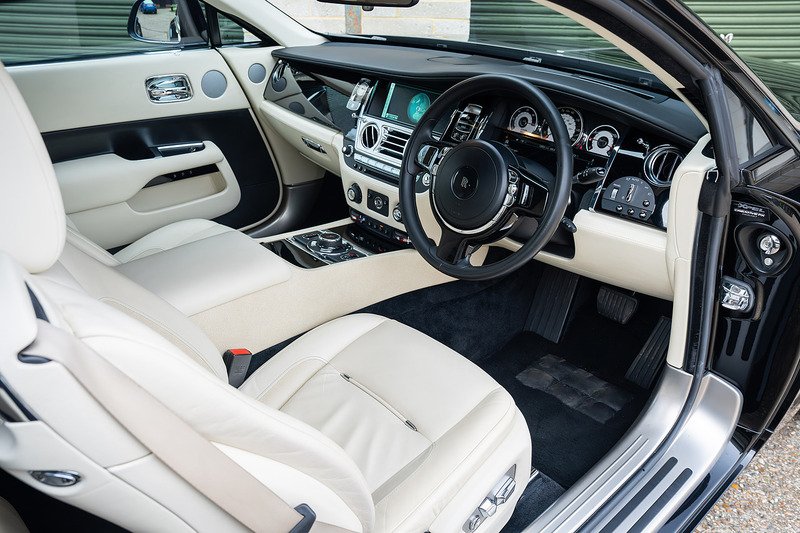 Rolls-Royce Wraith V12 - Large 10