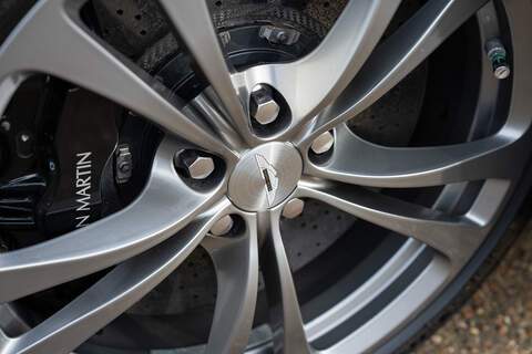 Aston Martin Vantage V12 - Large 37