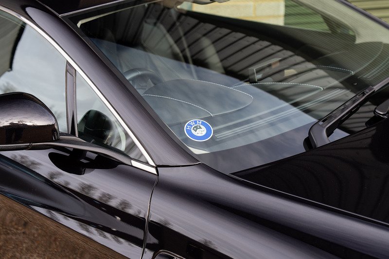 Aston Martin Vantage V12 - Large 41