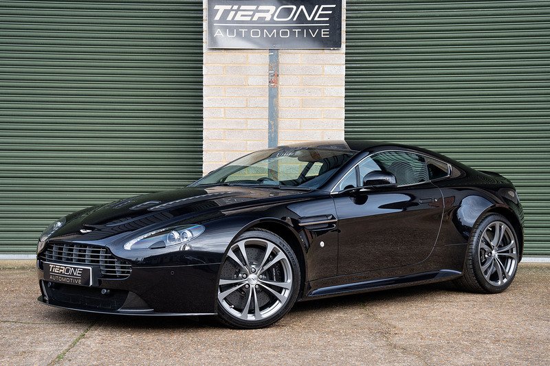 Aston Martin Vantage V12