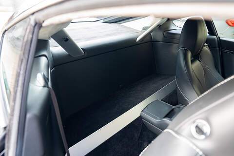 Aston Martin Vantage V12 - Large 45
