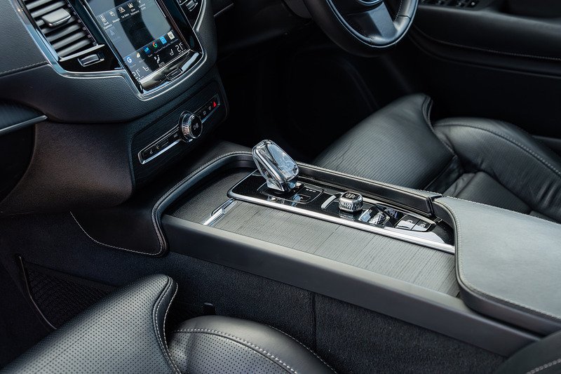 Volvo XC90 h T8 Twin Engine Inscription Pro - Large 27