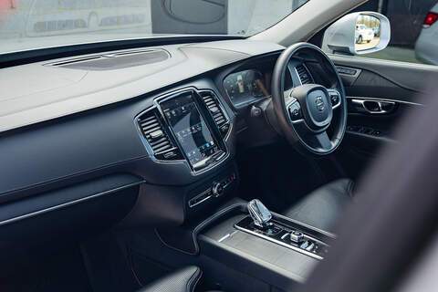 Volvo XC90 h T8 Twin Engine Inscription Pro - Large 33