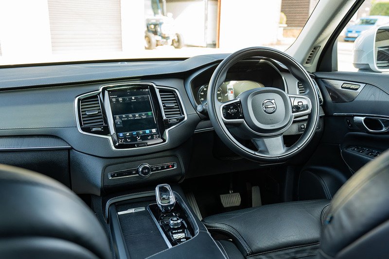 Volvo XC90 h T8 Twin Engine Inscription Pro - Large 19