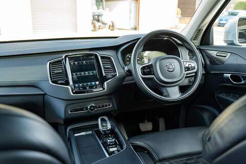 Volvo XC90 h T8 Twin Engine Inscription Pro - Large 19