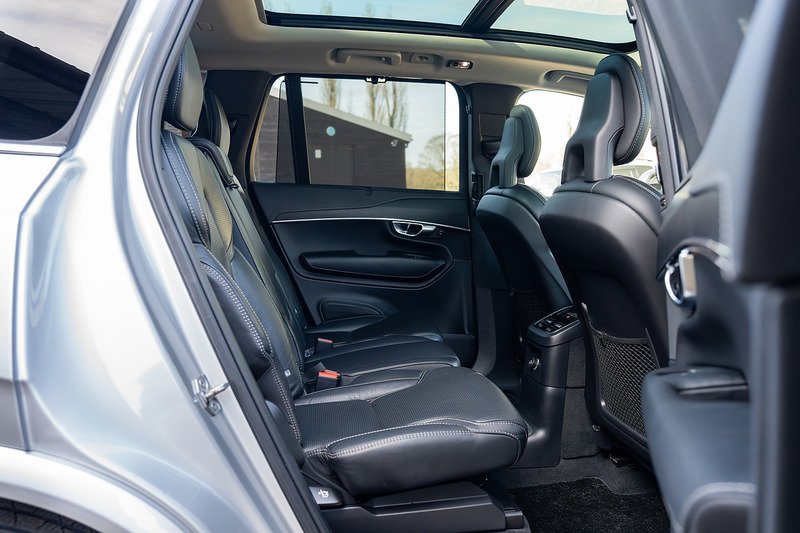 Volvo XC90 h T8 Twin Engine Inscription Pro - Large 18