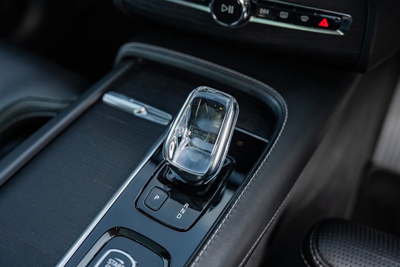 Volvo XC90 h T8 Twin Engine Inscription Pro - Large 11