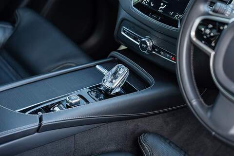 Volvo XC90 h T8 Twin Engine Inscription Pro - Large 31