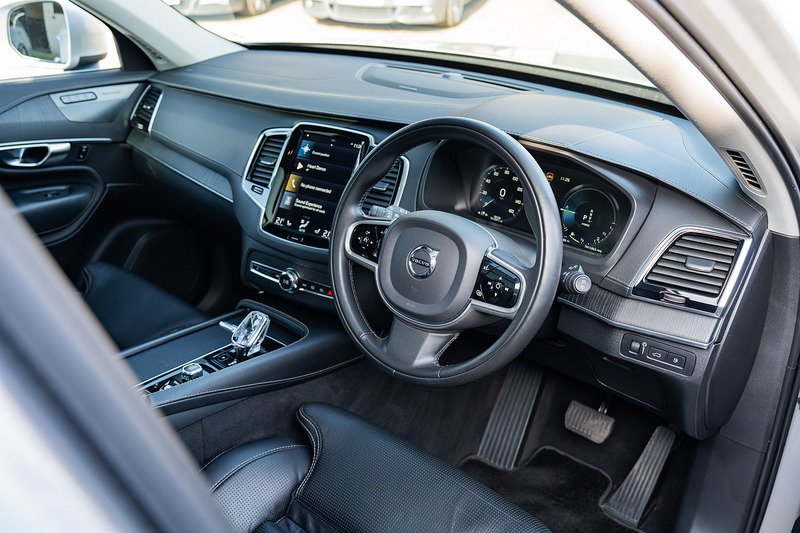 Volvo XC90 h T8 Twin Engine Inscription Pro - Large 13