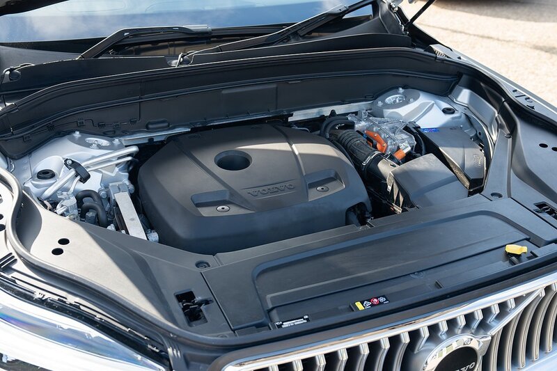 Volvo XC90 h T8 Twin Engine Inscription Pro - Large 44