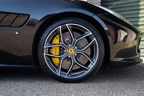 Ferrari GTC4Lusso T V8 - Large 51