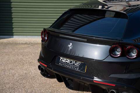 Ferrari GTC4Lusso T V8 - Large 50