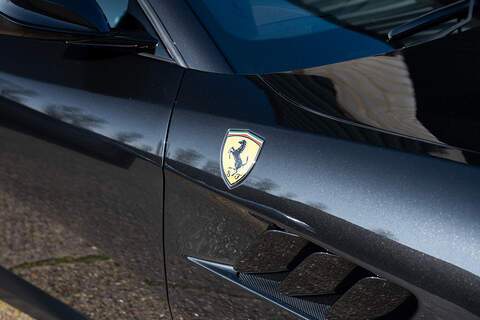 Ferrari GTC4Lusso T V8 - Large 26