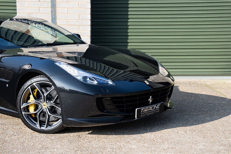 Ferrari GTC4Lusso T V8 - Large 47