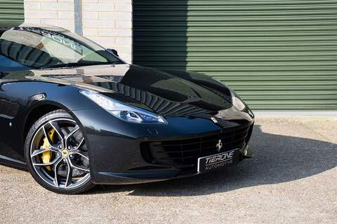 Ferrari GTC4Lusso T V8 - Large 47