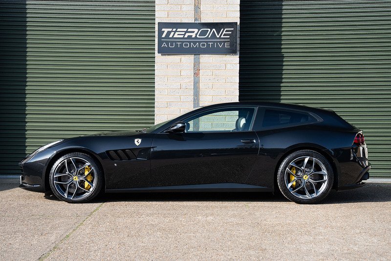 Ferrari GTC4Lusso T V8 - Large 9