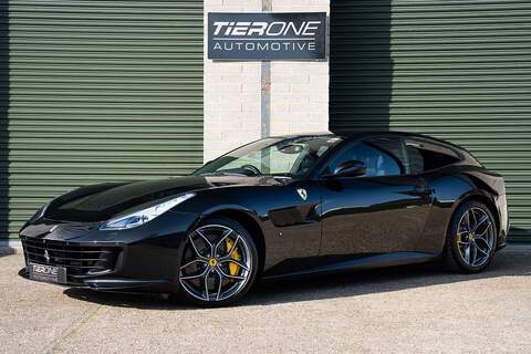 Ferrari GTC4Lusso T V8