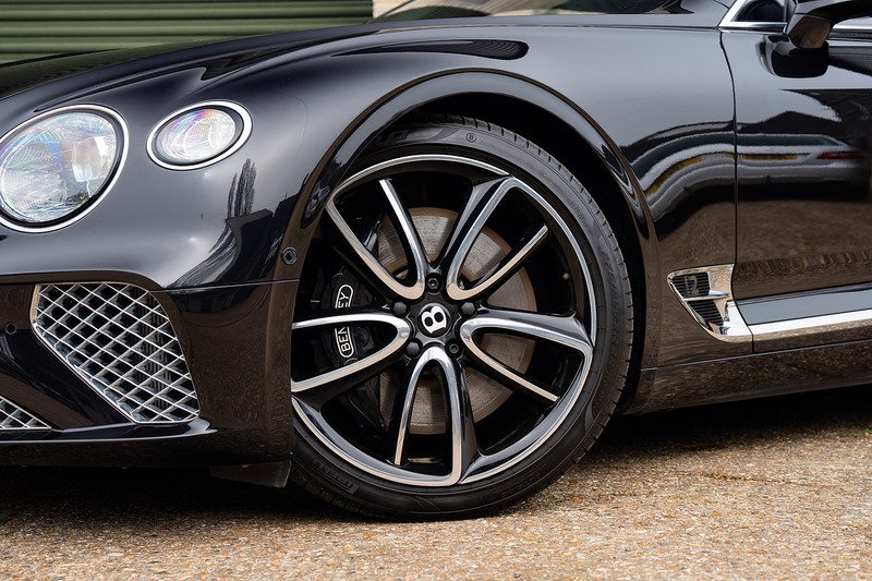 Bentley Continental W12 GT - Large 55