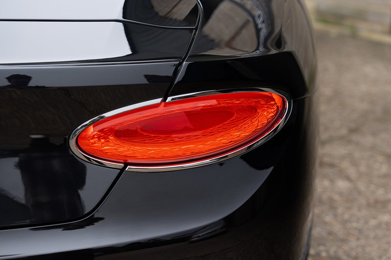 Bentley Continental W12 GT - Large 25