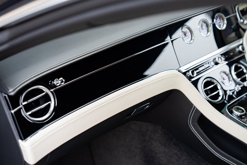 Bentley Continental W12 GT - Large 20